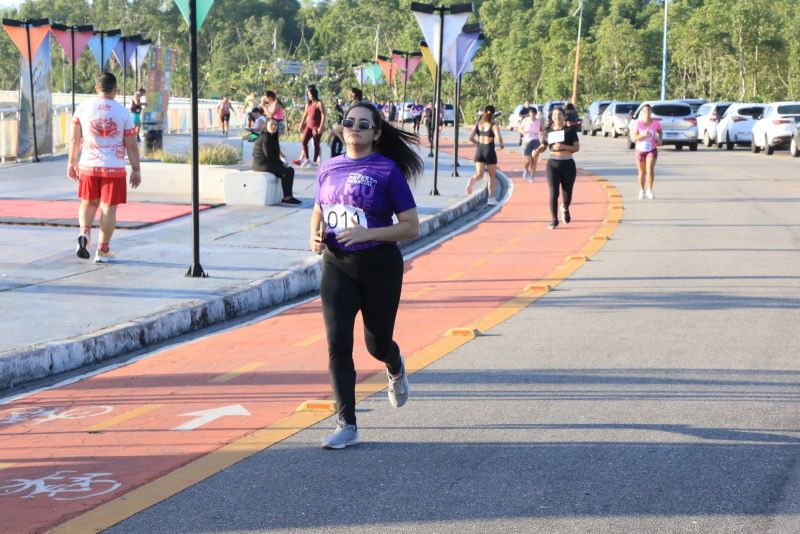 Corrida do projeto Defesa Pessoal para Mulheres (PDP-Mulheres) na Orla do Icuí