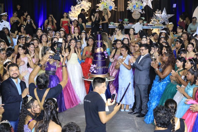 Baile de Debutantes na AABB