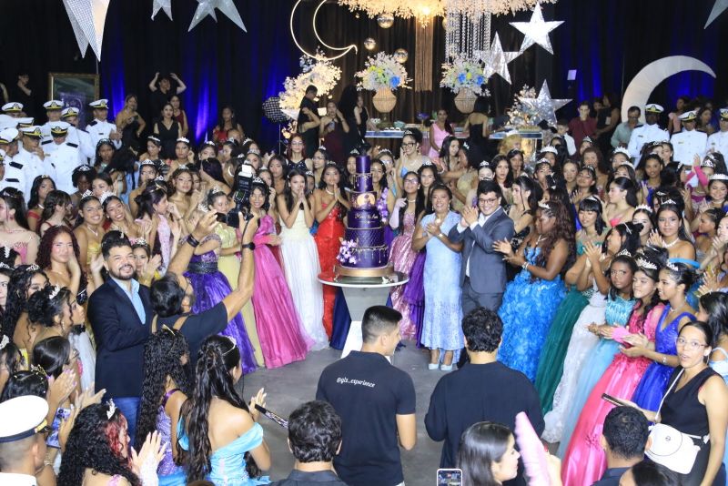 Baile de Debutantes na AABB