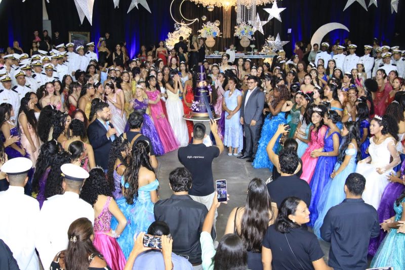 Baile de Debutantes na AABB