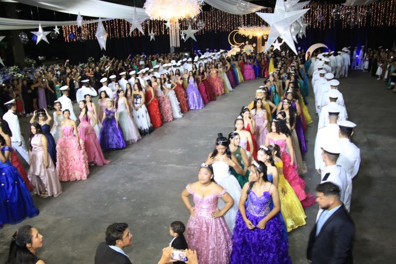 Baile de Debutantes na AABB