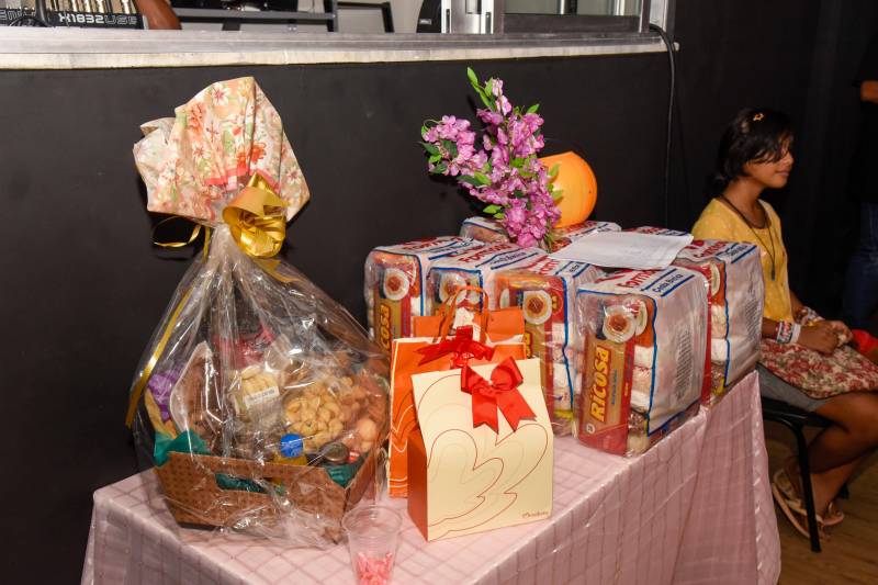 Vários prémios foram sorteados para as participantes.