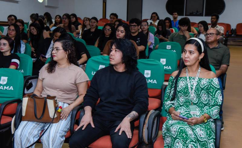 Momento de escuta e aprendizado.