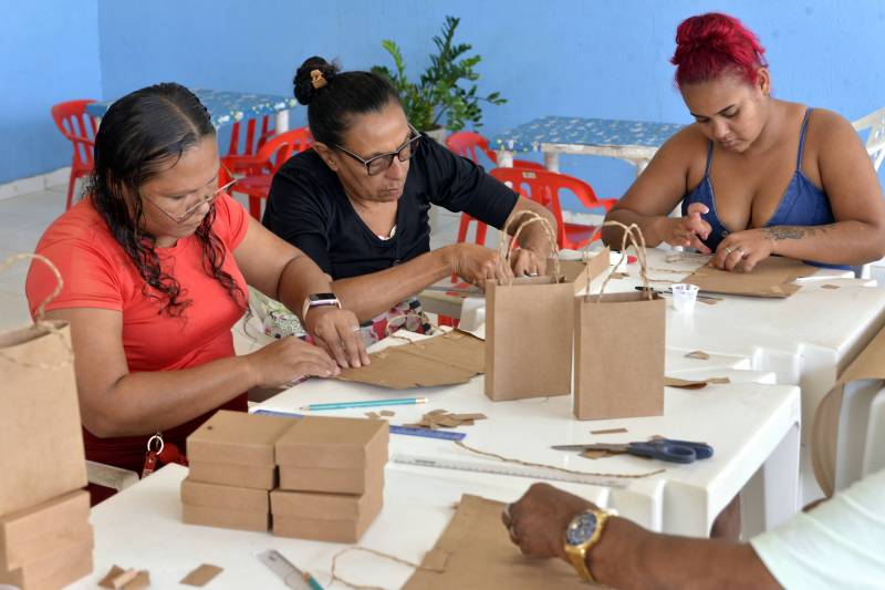notícia: curso de embalagens abre novos caminhos de renda e dignidade no  CRAS Santana do Aurá