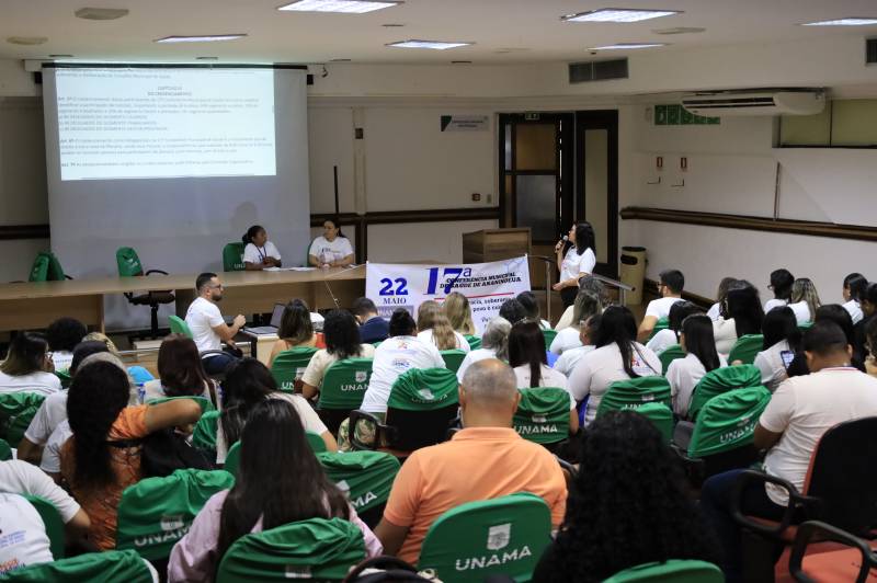 No decorrer do evento, foram apresentados assuntos ligados ao universo da saúde pública