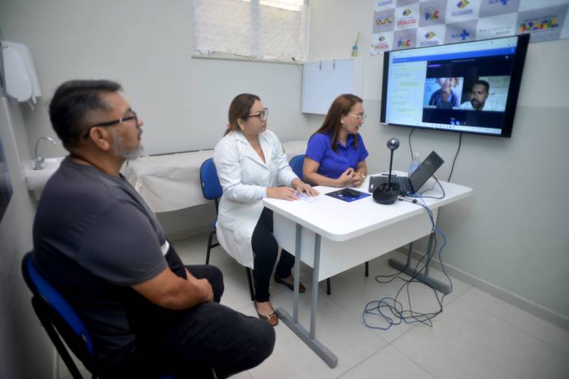 Telessaúde disponível à população.