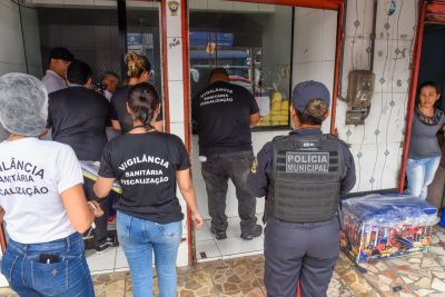 galeria: Vistoria da Vigilância em Saúde em Pontos de Açaí na Cidade Nova 6