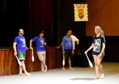 Galeria: Oficina de Circo no teatro municipal de Ananindeua