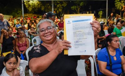 Galeria: Entrega de títulos de Propriedade na rua 7 de Abril no Icuí