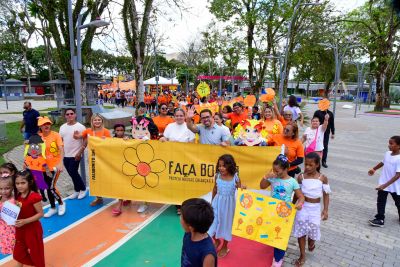 Galeria: Ação Maio Laranja no complexo do Vlll