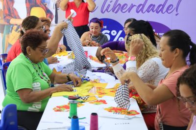 Galeria: Curso de customização de roupa junina