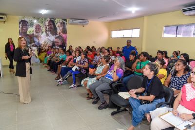 notícia: SEMCAT promove ação de empoderamento feminino para mulheres acompanhadas pela rede socioassistencial