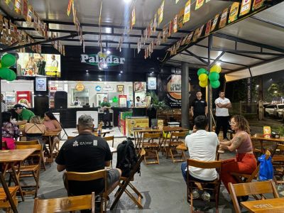 notícia: Secretaria de Lazer e Turismo visita restaurantes concorrentes do Comida di Buteco em Ananindeua