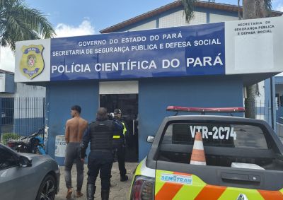 notícia: Motociclista sem habilitação é preso após arremessar idosa em rua de Ananindeua