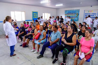 notícia: CRAS Complexo VI promove integração e qualidade de vida para idosos