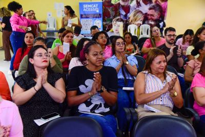 notícia: SEMCAT promove ação do Outubro Rosa com foco na prevenção e no cuidado com a saúde da mulher